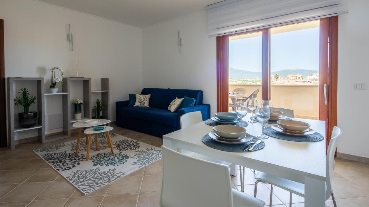 Welcomely - Xenia Boutique House Olbia Bagian luar foto