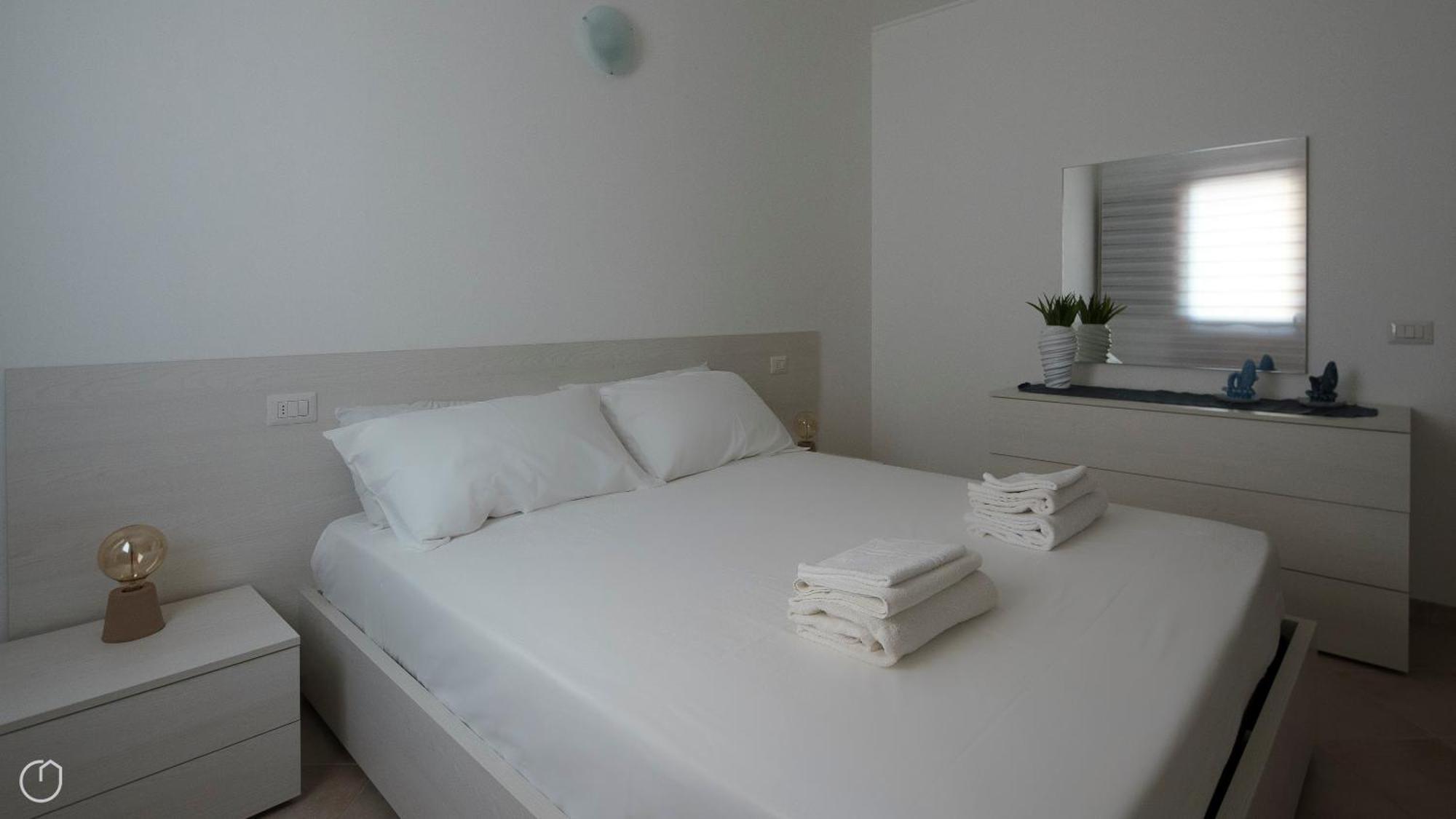 Welcomely - Xenia Boutique House Olbia Bagian luar foto