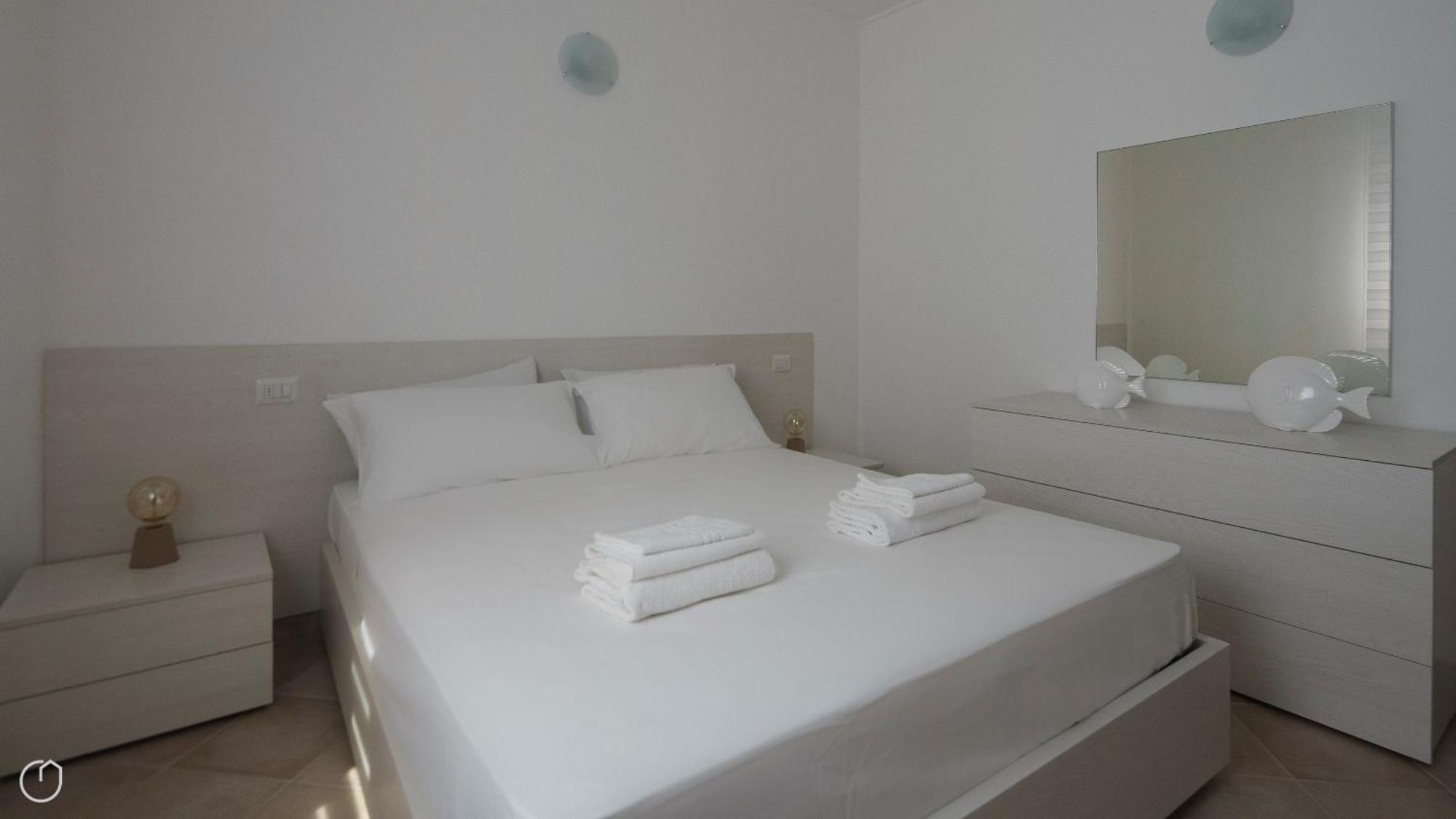 Welcomely - Xenia Boutique House Olbia Bagian luar foto