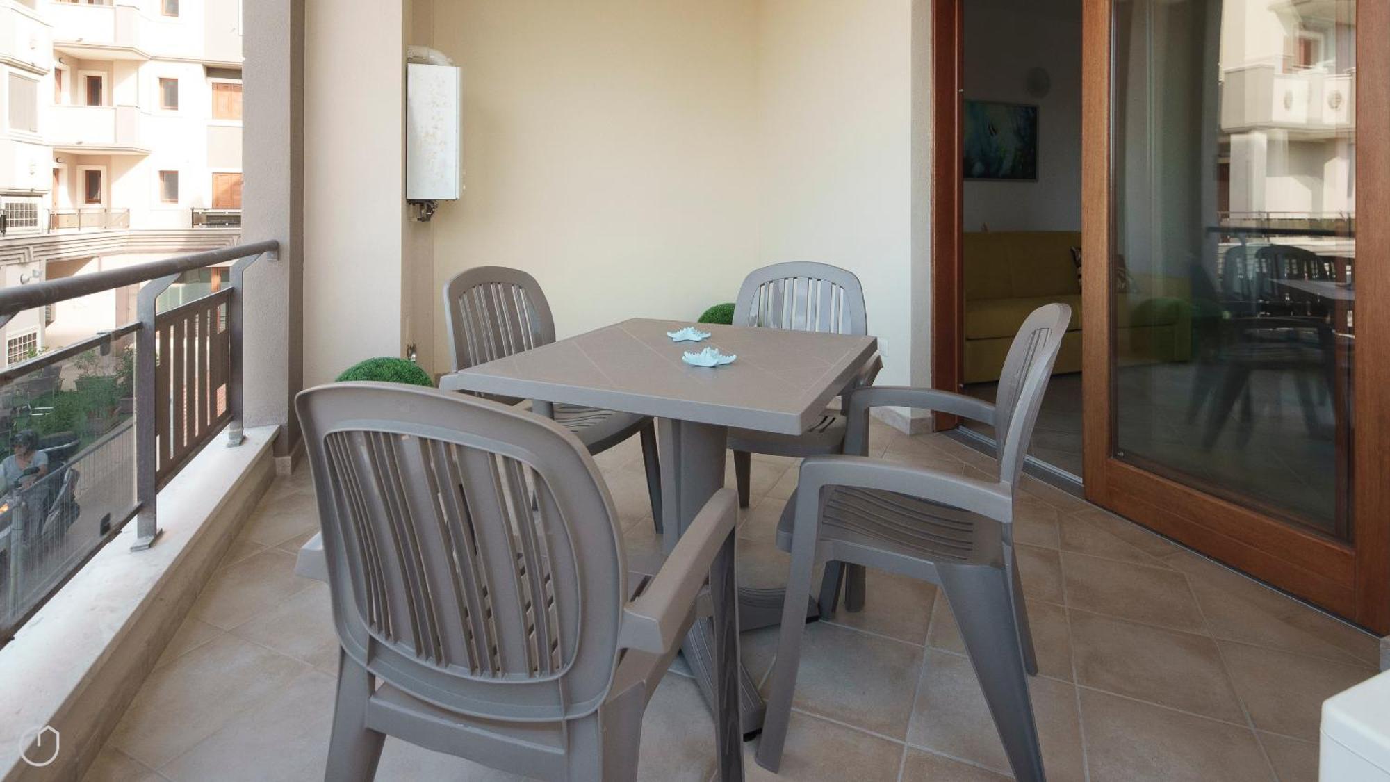 Welcomely - Xenia Boutique House Olbia Bagian luar foto